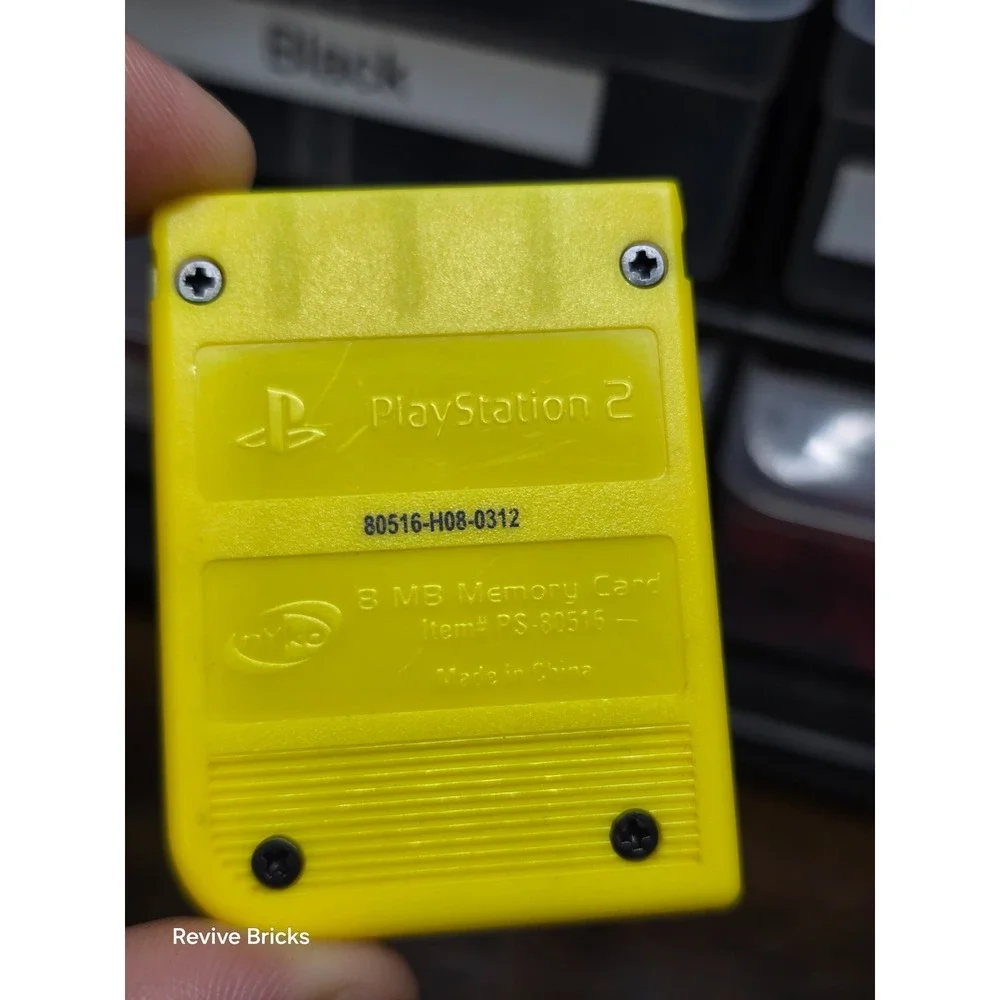 Official Nyko Sony PlayStation 2 PS2 8MB‎ Memory Card PS-80516 Yellow Pre-owned